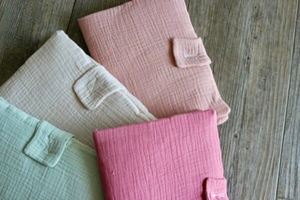 Protège carnet de santé gaze de coton personnalisé pour cadeau naissance bébé, plusieurs coloris