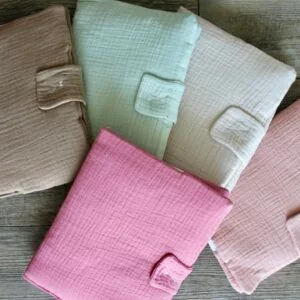 Protège carnet de santé gaze de coton personnalisé pour cadeau naissance bébé, plusieurs coloris