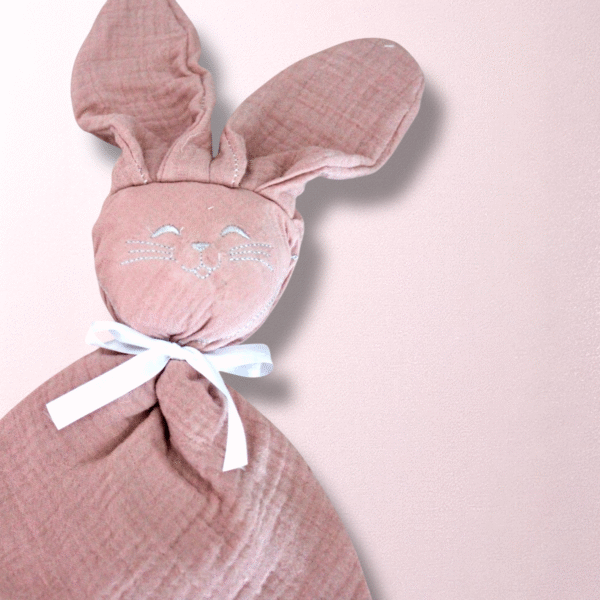 Doudou lapin gaze de coton personnalisé terracotta